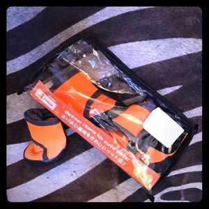 Small Dog Shoes. NWT
